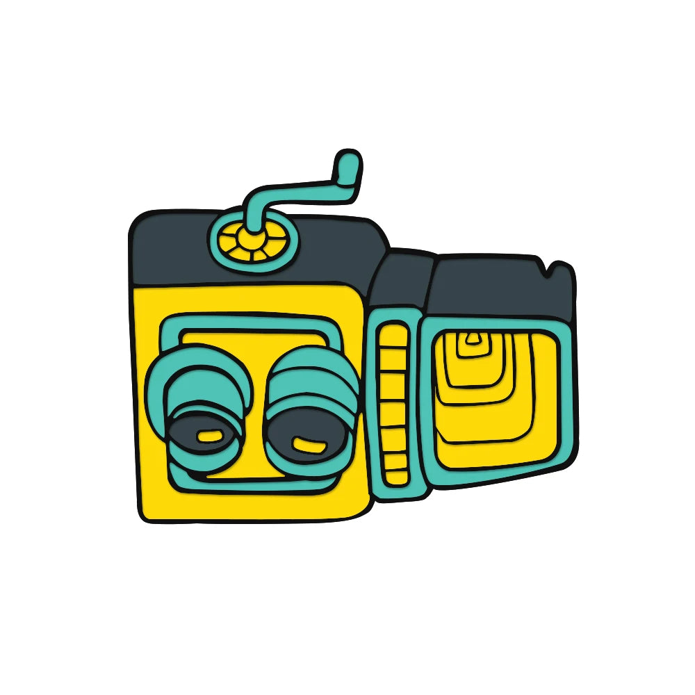 Retro Camera Enamel Pin Camera Lens Film Roll Picture Brooches Badge Lapel Jewelry Backpack Clothes Accessories Photography Gift