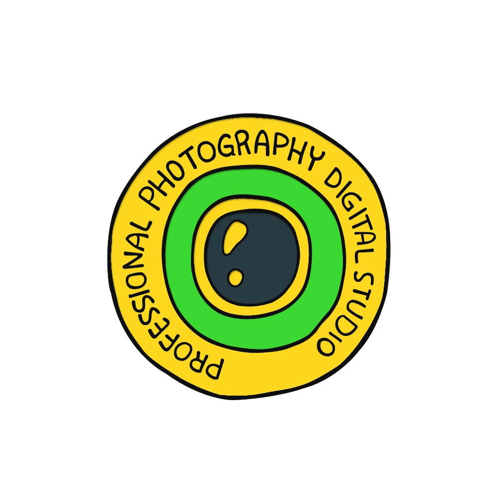 Retro Camera Enamel Pin Camera Lens Film Roll Picture Brooches Badge Lapel Jewelry Backpack Clothes Accessories Photography Gift
