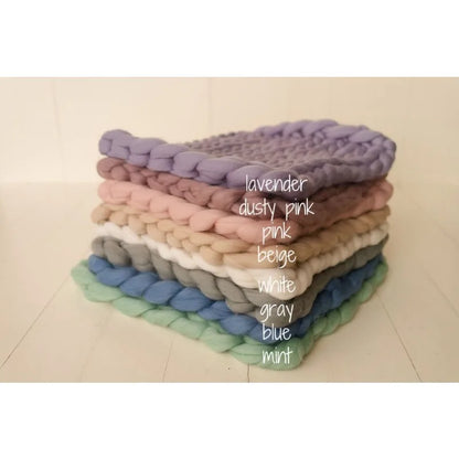 Newborn Photography Props Merino Wool Knitted Braid Blanket for Baby Photo Shoot Background Basket Stuffer Bump Wrap 50x50CM